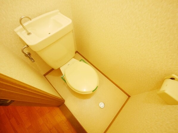 エステートピア山崎Aの物件内観写真